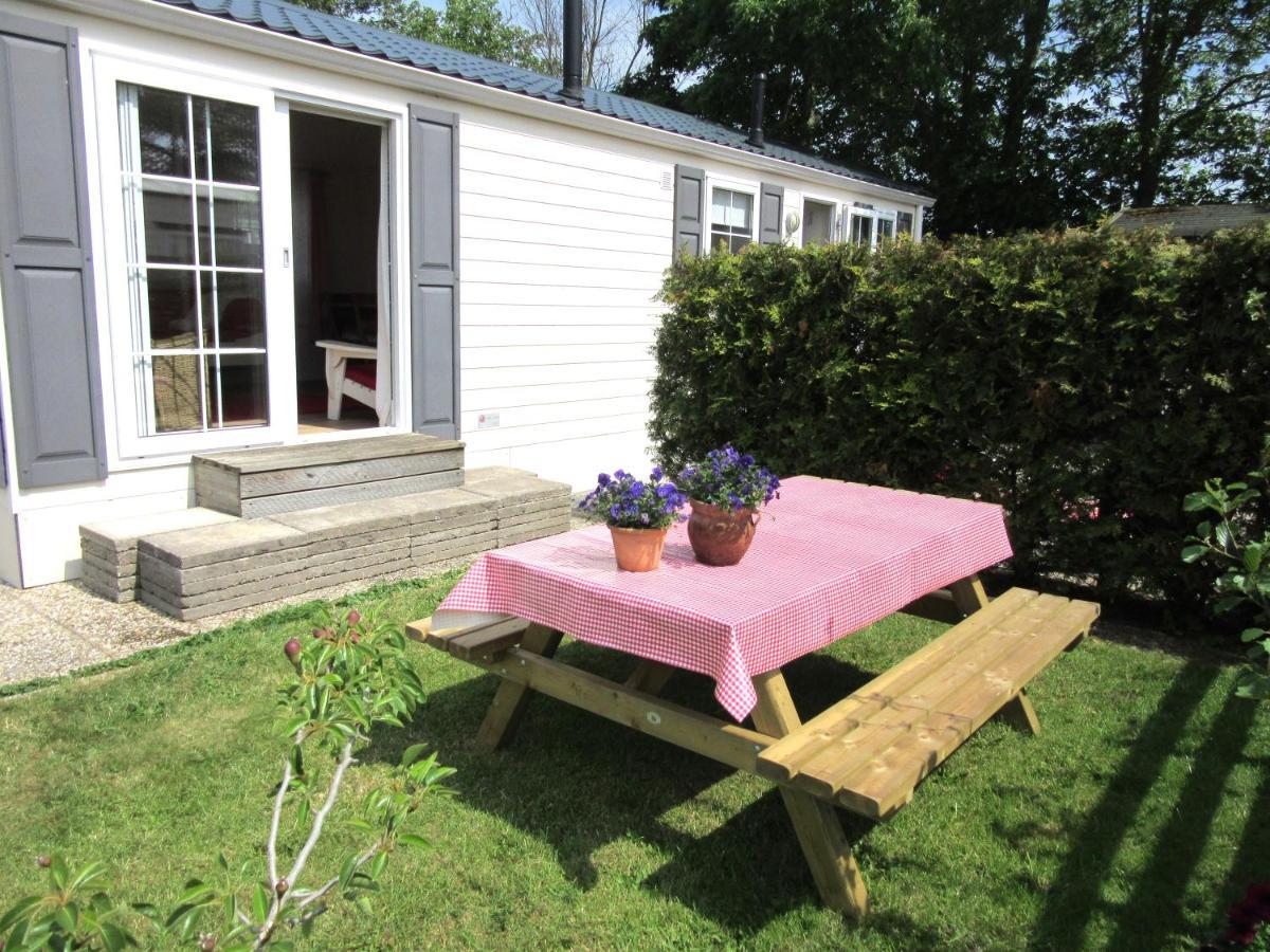 Chalet 556 Op Recreatiepark De Wielen Sint Maarten Eksteriør billede
