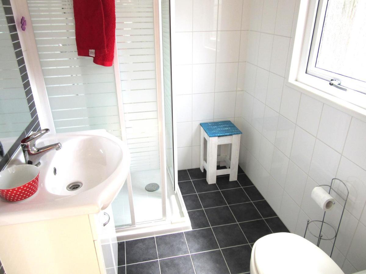 Chalet 556 Op Recreatiepark De Wielen Sint Maarten Eksteriør billede